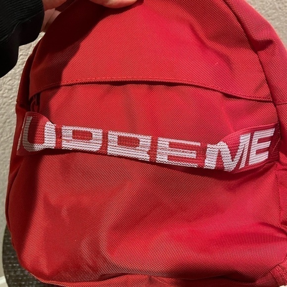 Authentic Supreme Duffle Bag - Picture 7 of 12